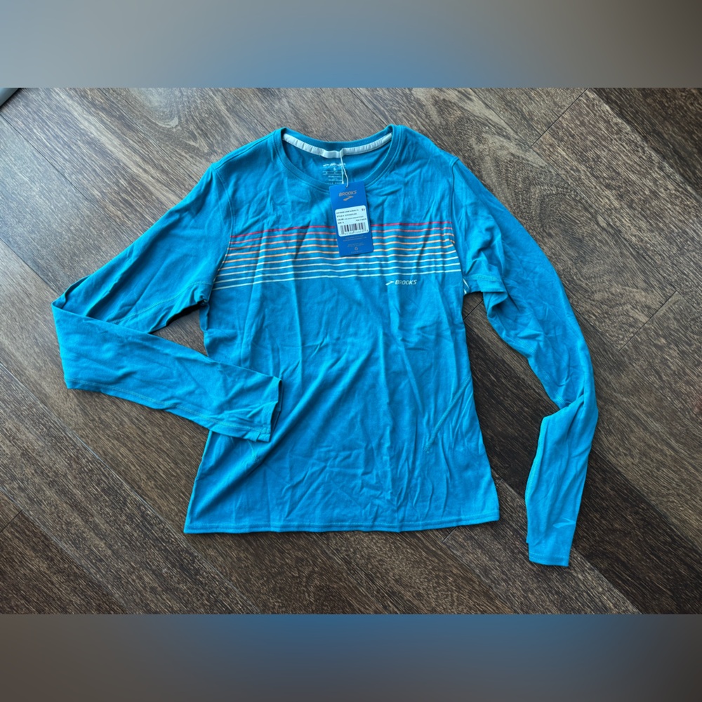 Brooks blue long by sleeve distance tee